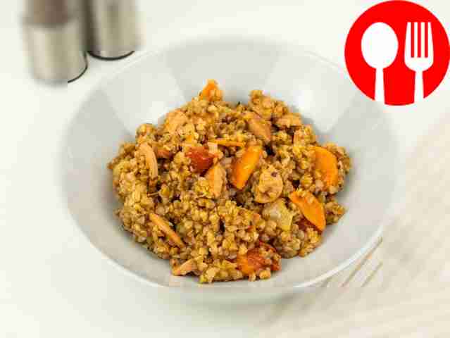 Гречка с сосисками