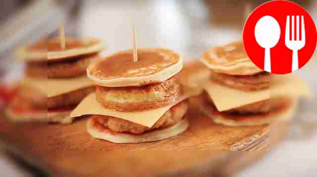 Бургер с блинами