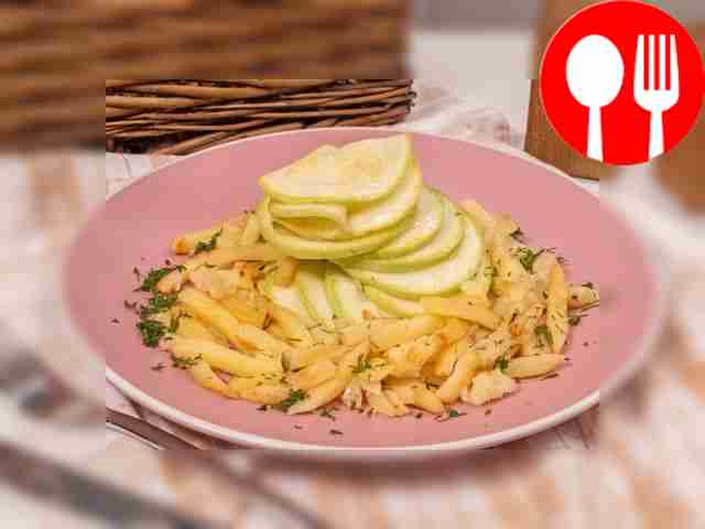 Малосольные кабачки