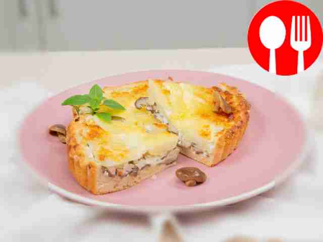 Пирог с солеными груздями