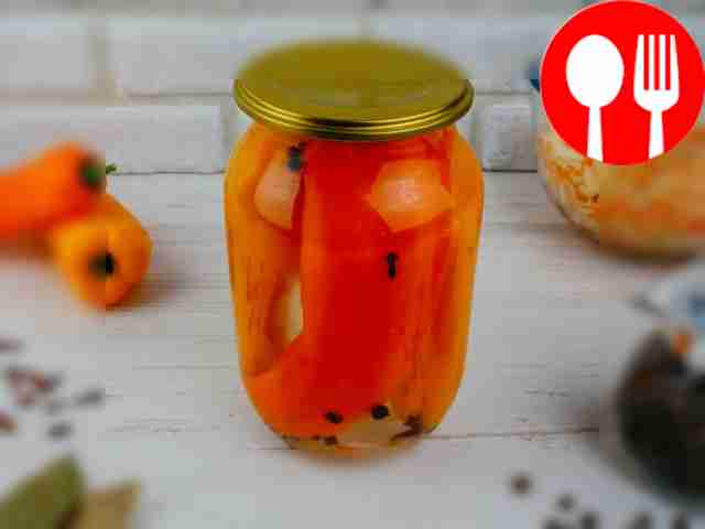 Перец, фаршированный овощами, на зиму
