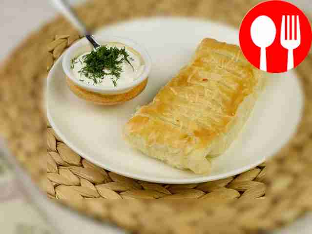 Слойки с сыром