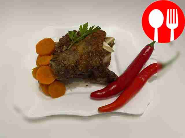 Пряная баранина в красном вине в духовом шкафу