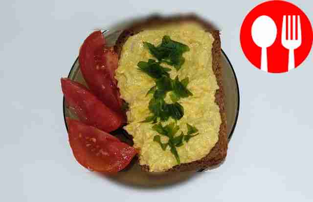 Бархатный паштет из кальмаров и сливочного сыра