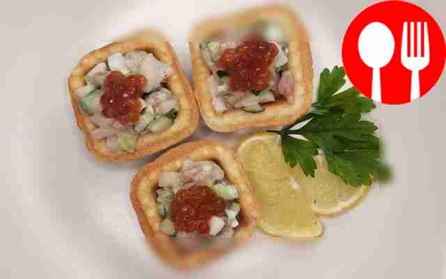 Сытный кальмар с тарталетками