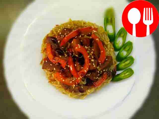 Вок с говядиной в соусе терияки