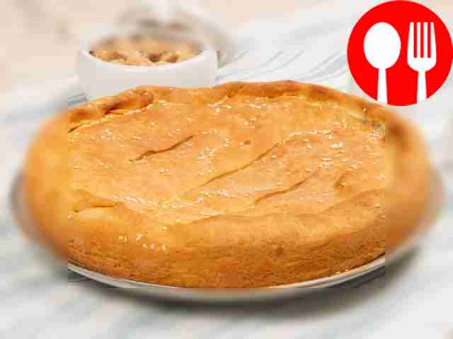 Пирог с сырой картошкой