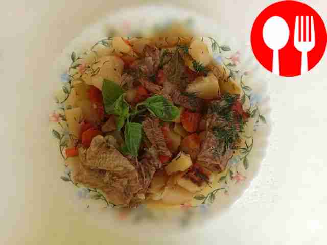 Сочная баранина с картофелем и специями