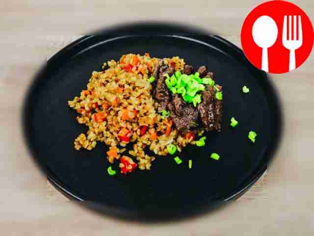 Булгур с овощами и говядиной