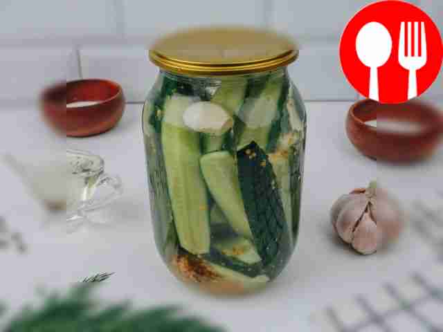 Горчичные огурчики в банках