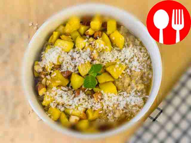 Овсянка с карамелизированными яблоками