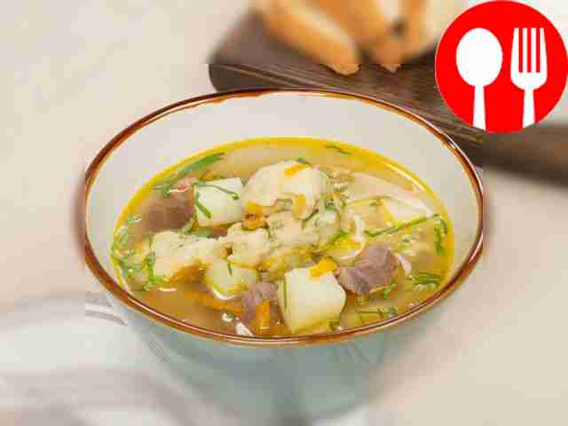 Суп с клецками с мясом