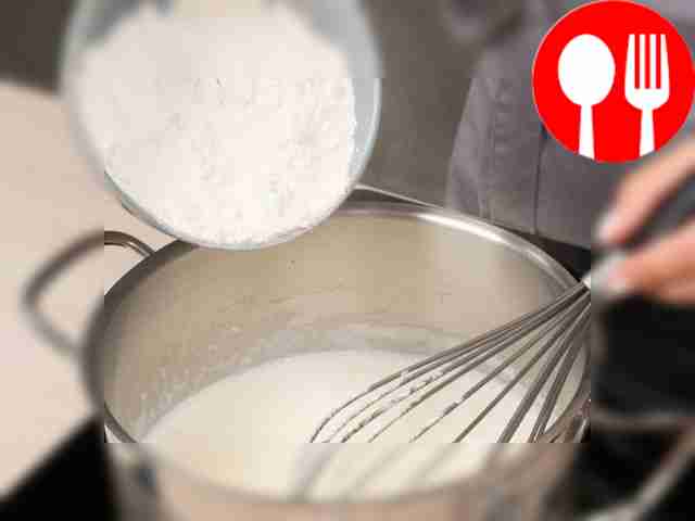 Сделайте тесто для домашних эклеров. В...