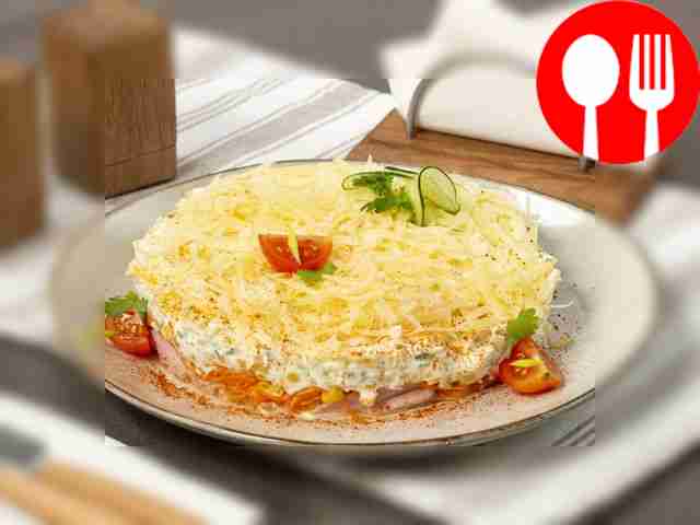 Салат с корейской морковью и ветчиной