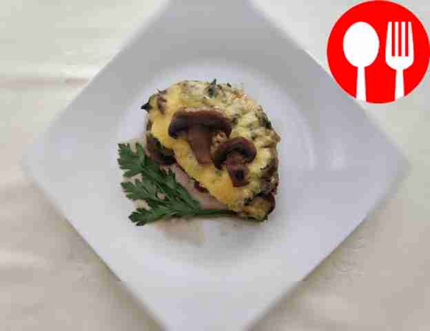 Ароматные грибы с сыром в духовке