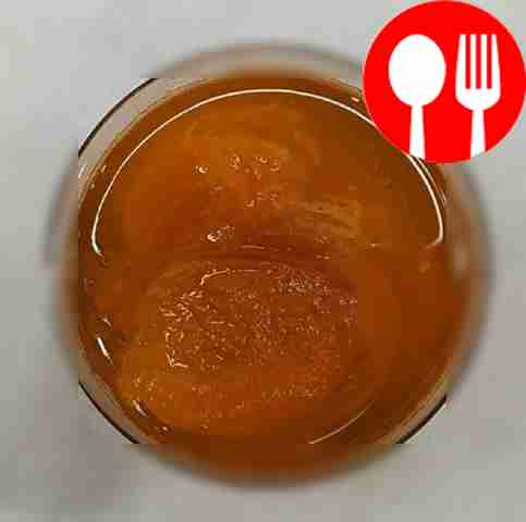 Простерилизуйте банки, заполните их вареньем и...