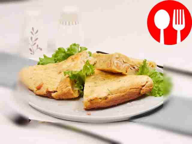 Рыбный заливной пирог с картошкой