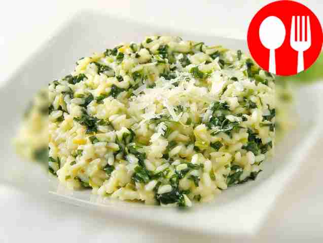 Простое ризотто с руколой и шпинатом