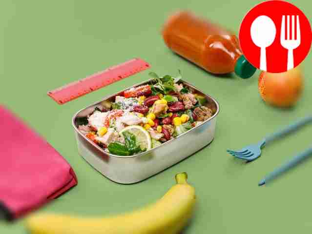 Буррито на тарелке