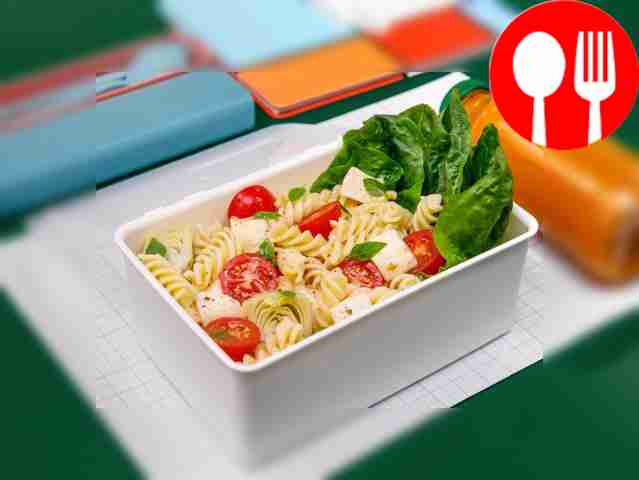 Итальянский салат с пастой