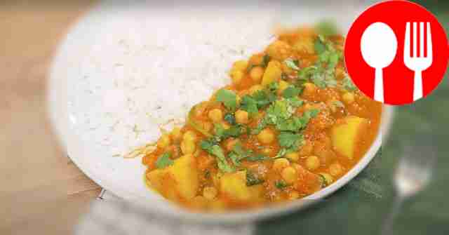 Манго-карри с картофелем и нутом