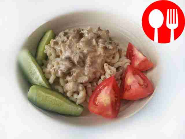 Подавайте порциями с гарниром из свежих...