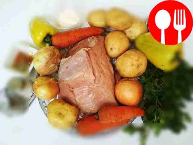 Очистив овощи, нарежьте картофель крупными...