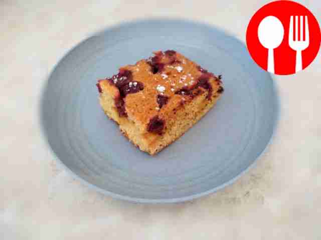 Великолепный манник с вишней