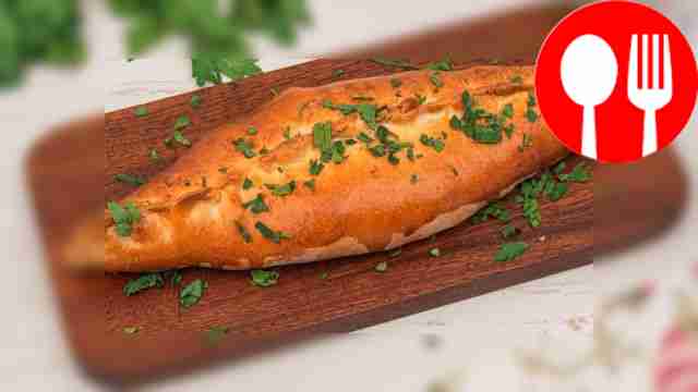 Пирог с солеными грибами