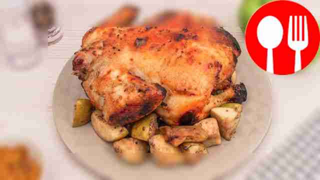 Курица с яблоками в духовке