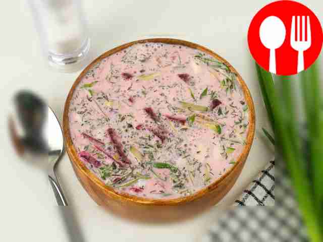 Холодный свекольник готов к подаче. Приятного аппетита!