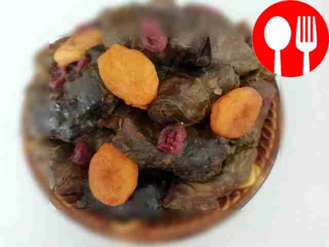 Особенная долма в томатном соусе