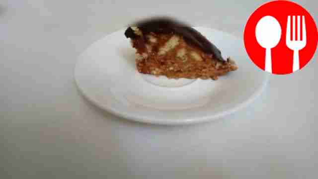 Глазурные коржи с орехами