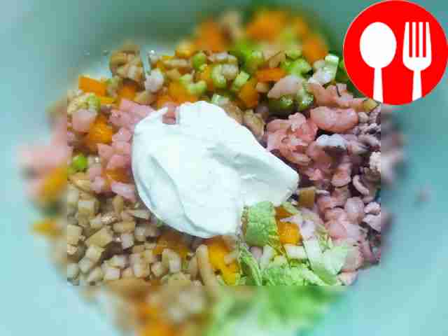 Питательные осьминоги и кальмары с овощами