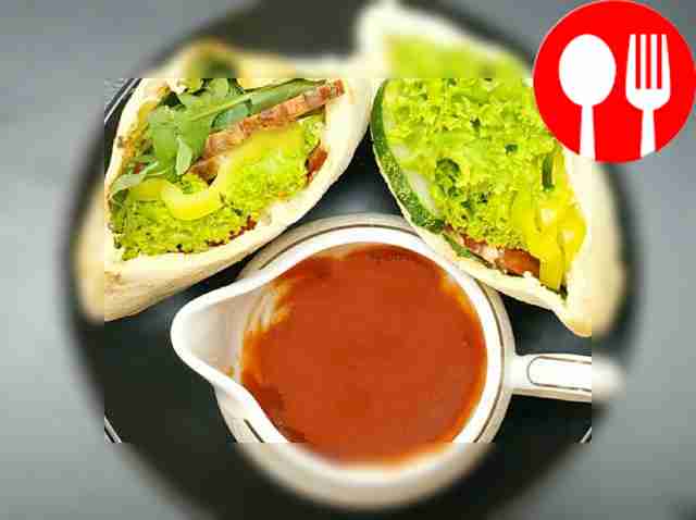 Арабская пита с мясной начинкой