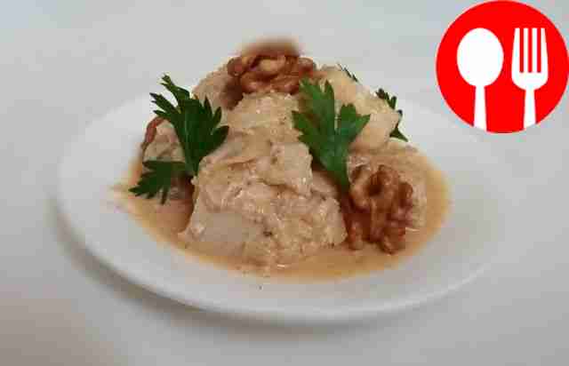 Эффектное классическое сациви