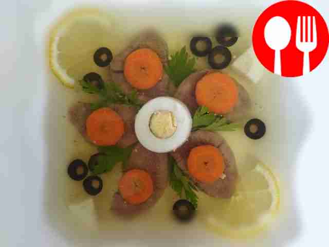 Деликатесное заливное из говяжьего языка