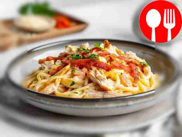 Ароматные спагетти с курицей в сливочно-чесночном соусе