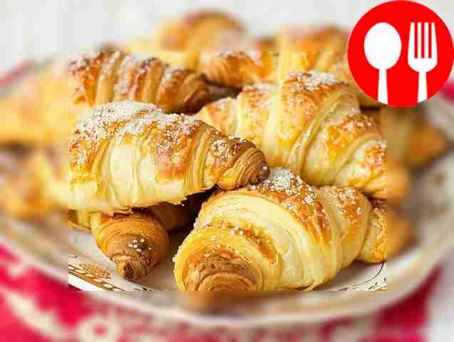 Быстрые рогалики с абрикосами